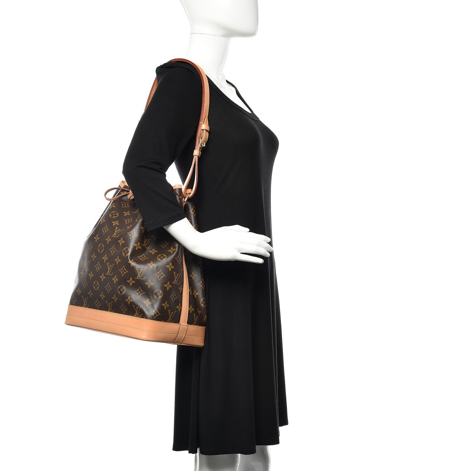 Louis Vuitton Monogram Noe 2 of 12