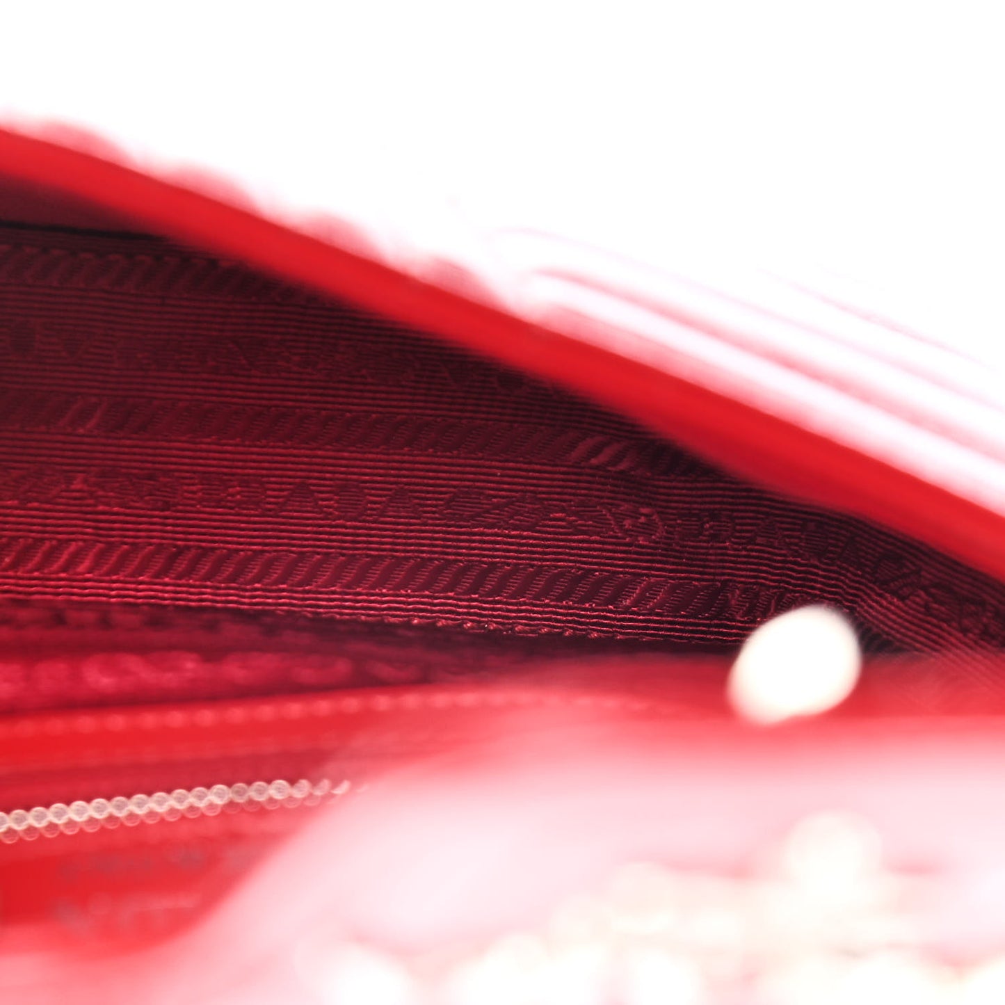 Soft Calfskin Impunture Diagramme Small Chain Flap Shoulder Bag Fuoco