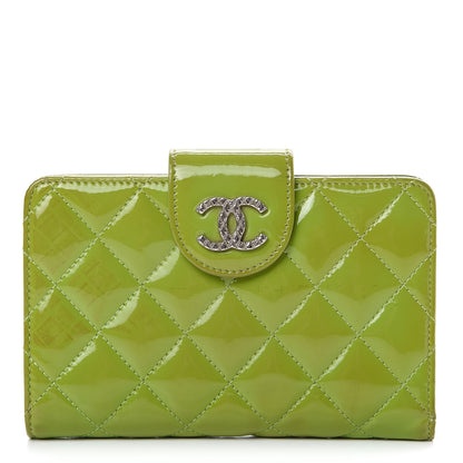 Chanel Patent Quilted Brilliant Zipped Pocket Wallet Green 1 of 18