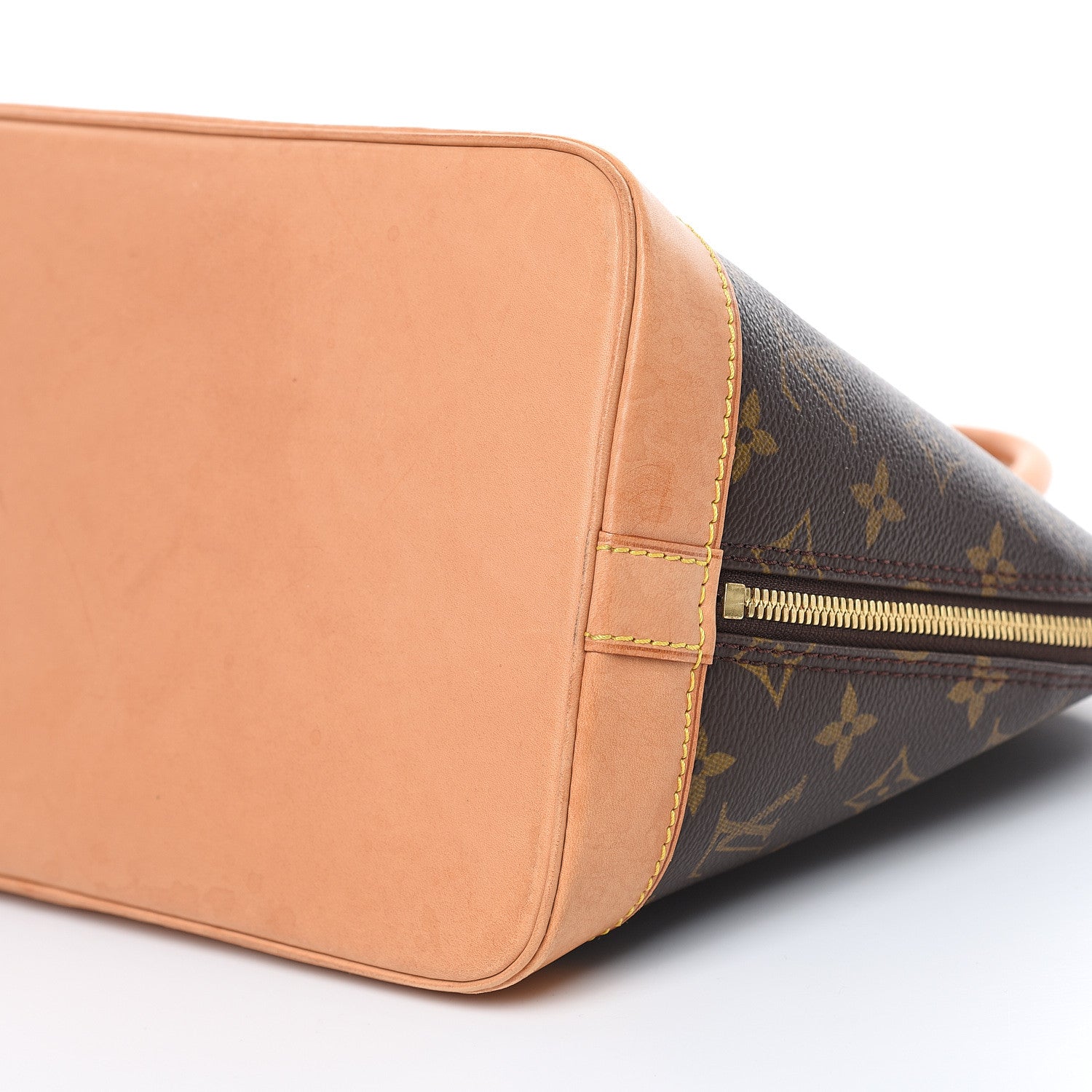 Louis Vuitton Monogram Alma PM 8 of 17