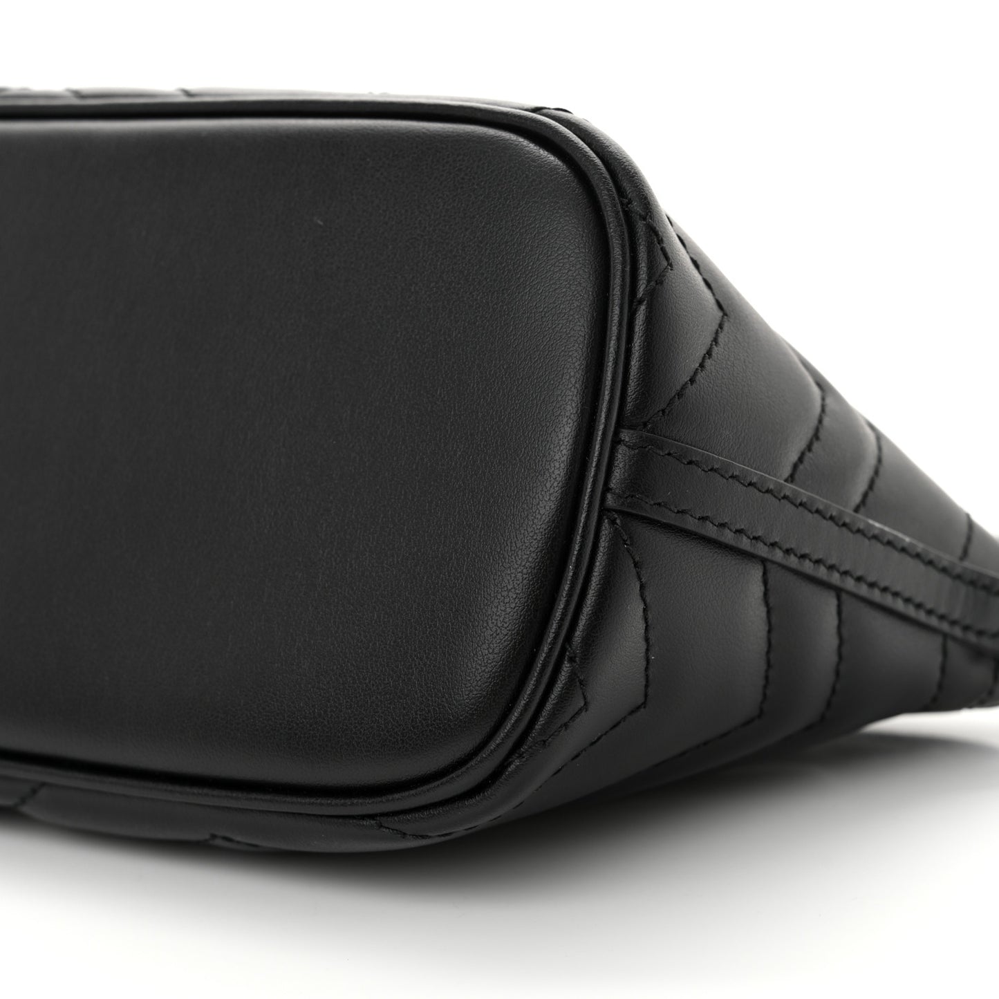 Calfskin Matelasse Chevron Monochrome GG Marmont Sling Shoulder Bag Black