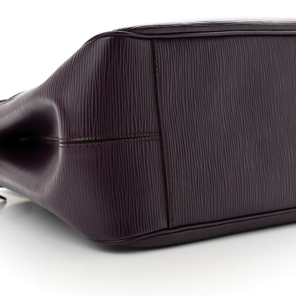 Louis Vuitton LOUIS VUITTON Epi Passy GM Cassis 8 of 9