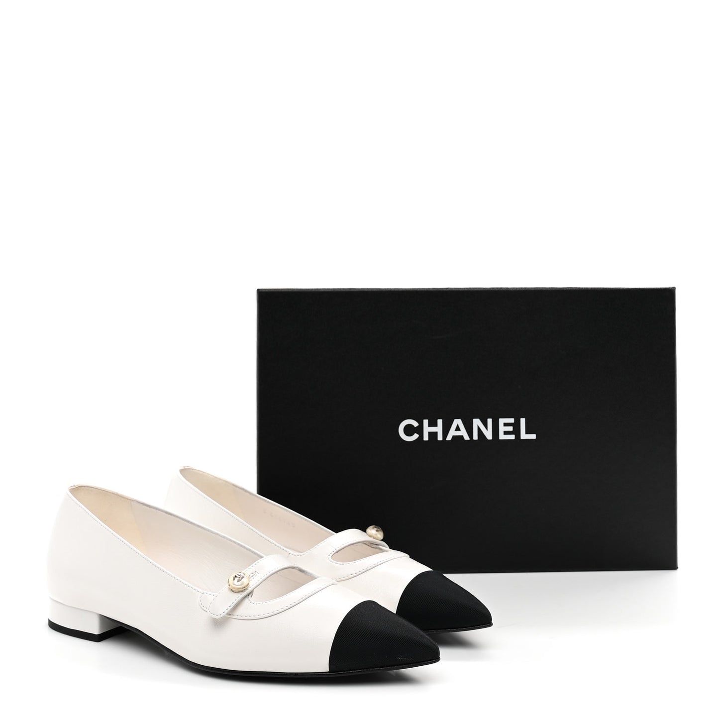 Shiny Lambskin Grosgrain Pearl Mary Janes Flats 38 White Black