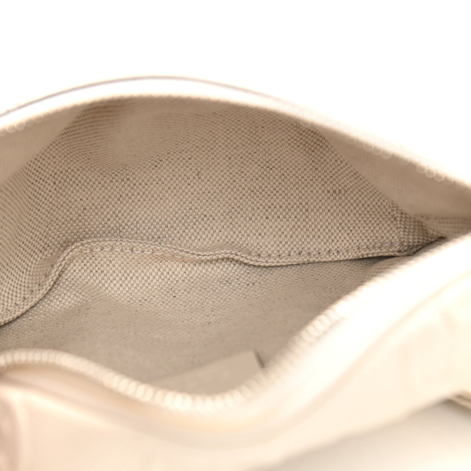 Gucci Calfskin GG Tennis Embossed Belt Bag Mystic White 5 of 10