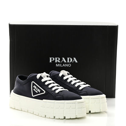 Prada Re-Nylon Gabardine Triangle Logo Double Wheel 50mm Sneakers 38.5 Bleu 9 of 9