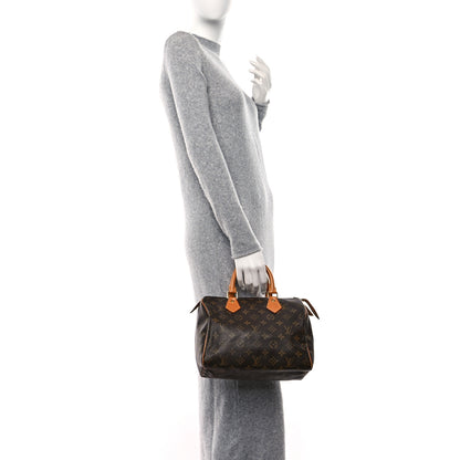 Louis Vuitton Monogram Speedy 25 2 of 9