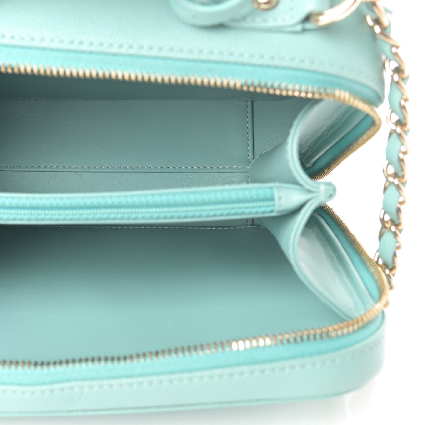 Caviar Quilted Medium CC Filigree Vanity Case Light Blue