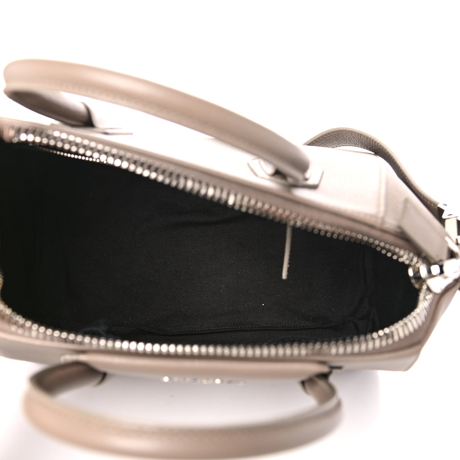 Givenchy Sugar Goatskin Small Antigona Sand 5 of 9