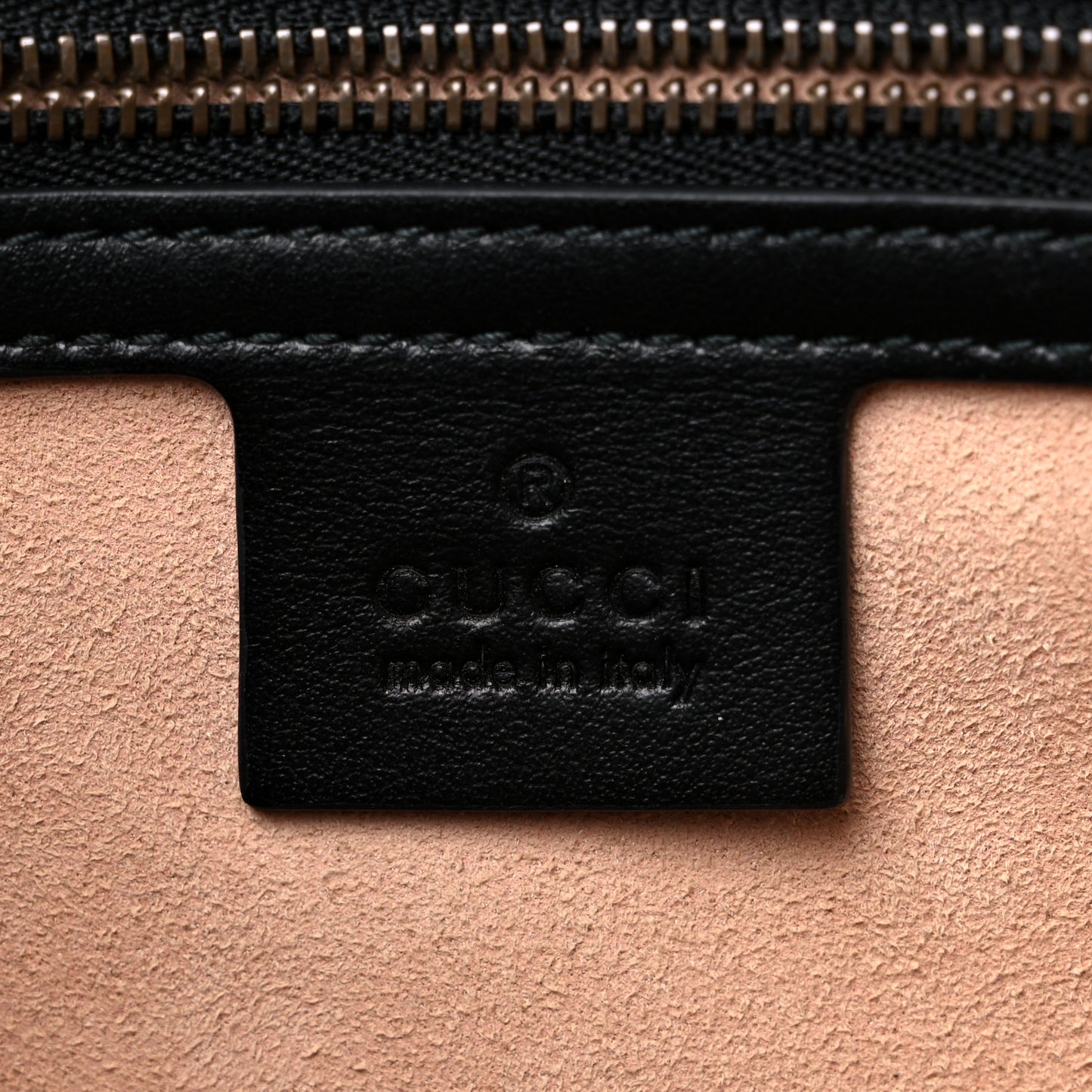 Calfskin Matelasse GG Marmont Clutch Black