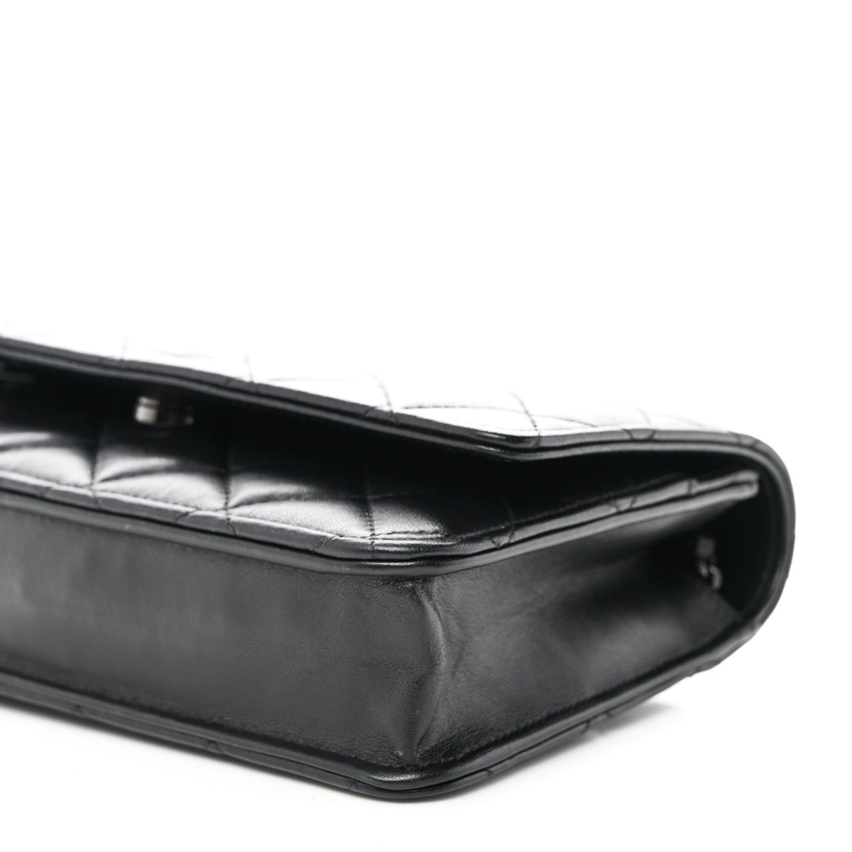 Lambskin Quilted Wallet On Chain WOC So Black