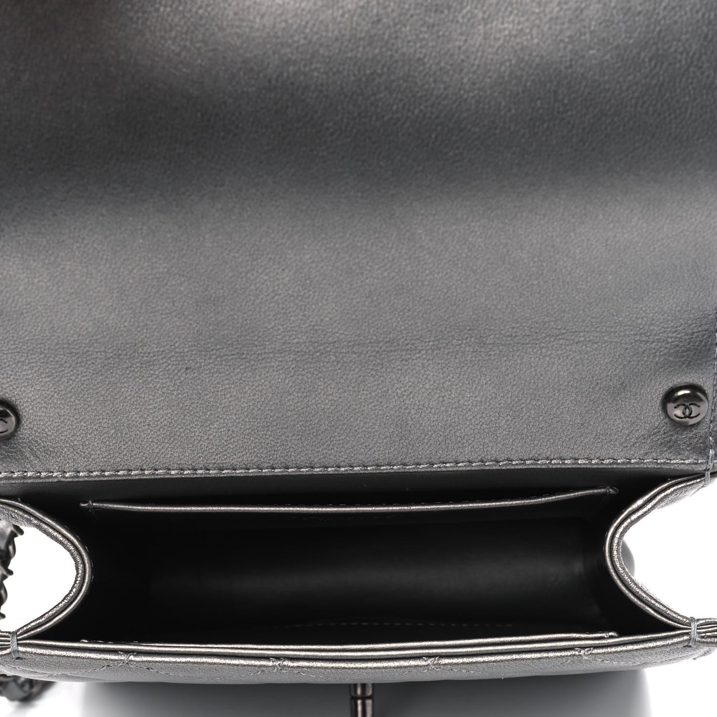 Metallic Goatskin Quilted Chic Pearls Flap Silver