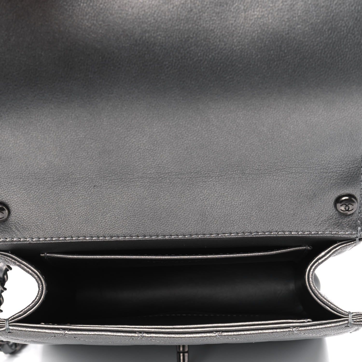 Chanel Metallic Goatskin Quilted Chic Pearls Flap Silver 4 of 4