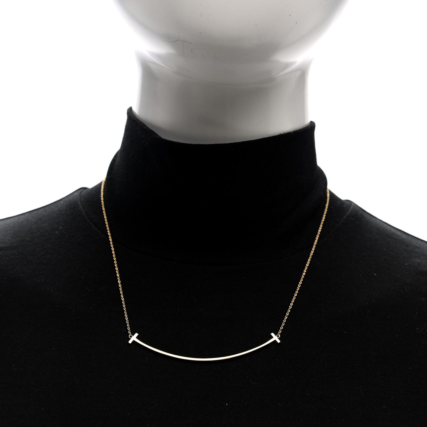 18K Yellow Gold Large T Smile Pendant Necklace