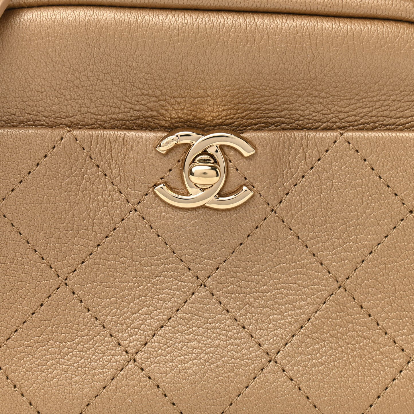 Goatskin Quilted Small Casual Trip Camera Case Beige