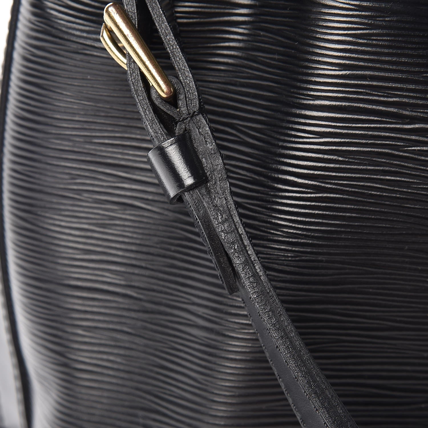Louis Vuitton Epi Noe Black 12 of 14