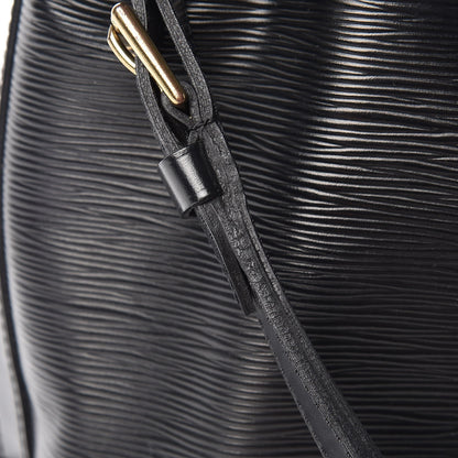 Louis Vuitton Epi Noe Black 12 of 14