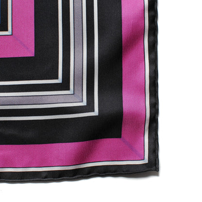 Hermes Silk Couvertures Et Tenues de Jour Scarf 140 Gris Perle Fuchsia Black 13 of 14