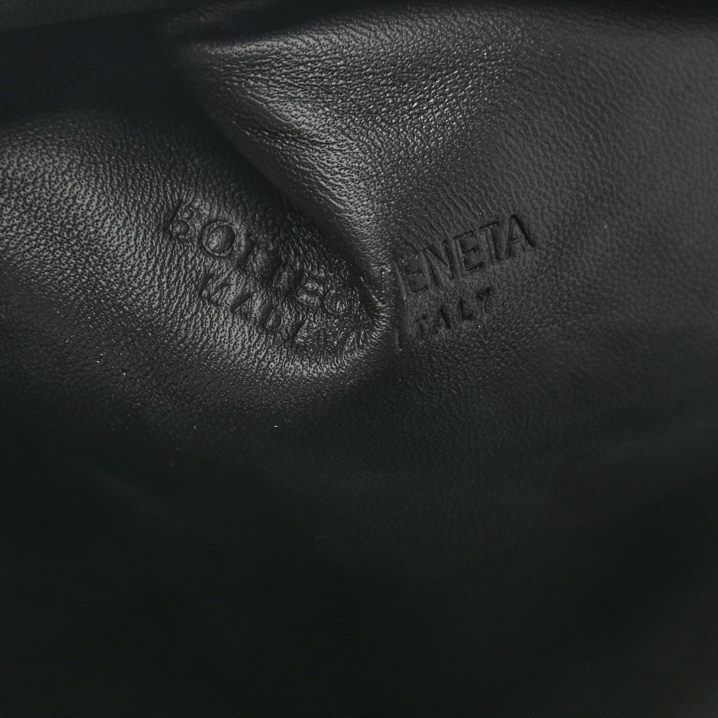 Nappa Maxi Intrecciato The Pouch Oversized Clutch Black