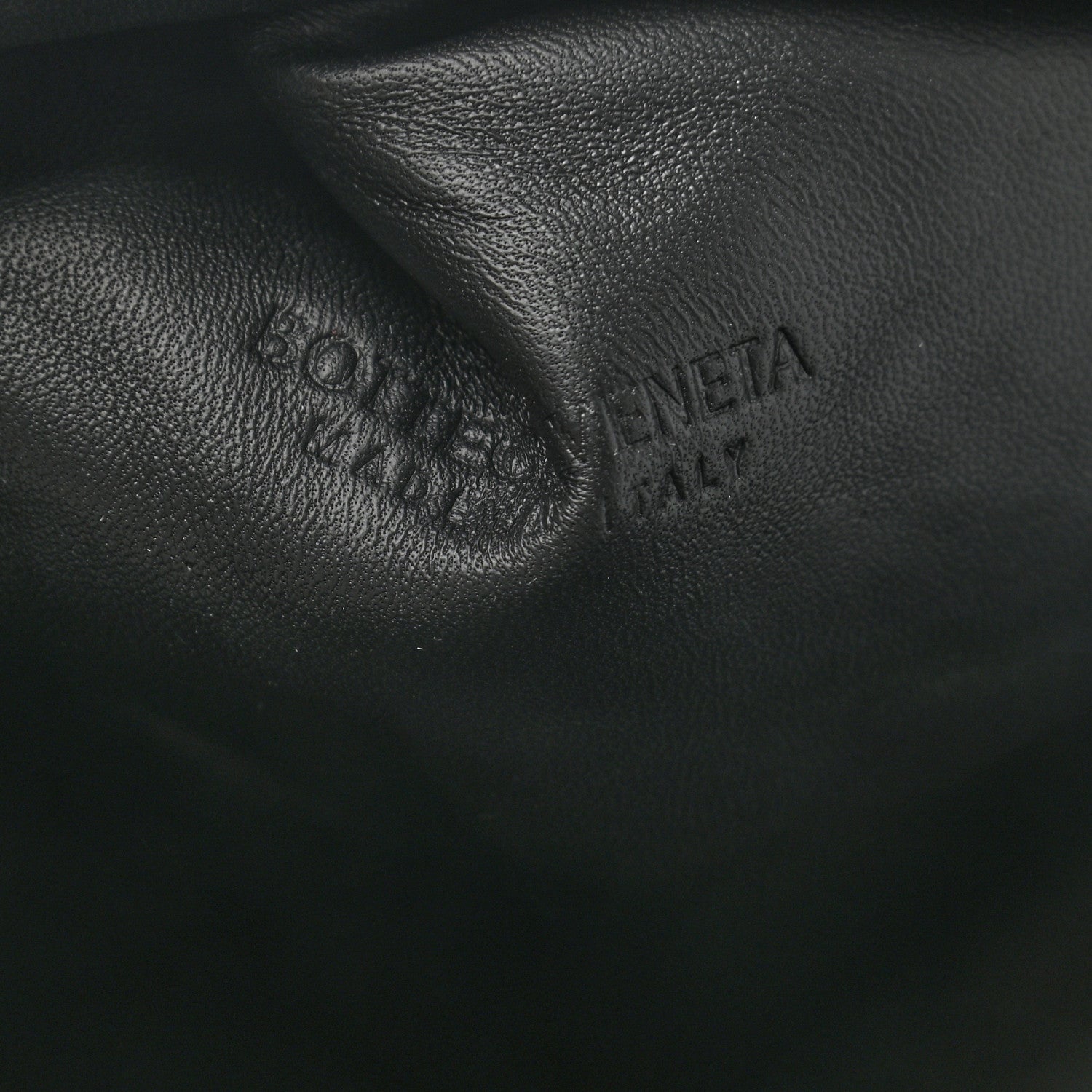 Bottega Veneta Nappa Maxi Intrecciato The Pouch Oversized Clutch Black 6 of 7