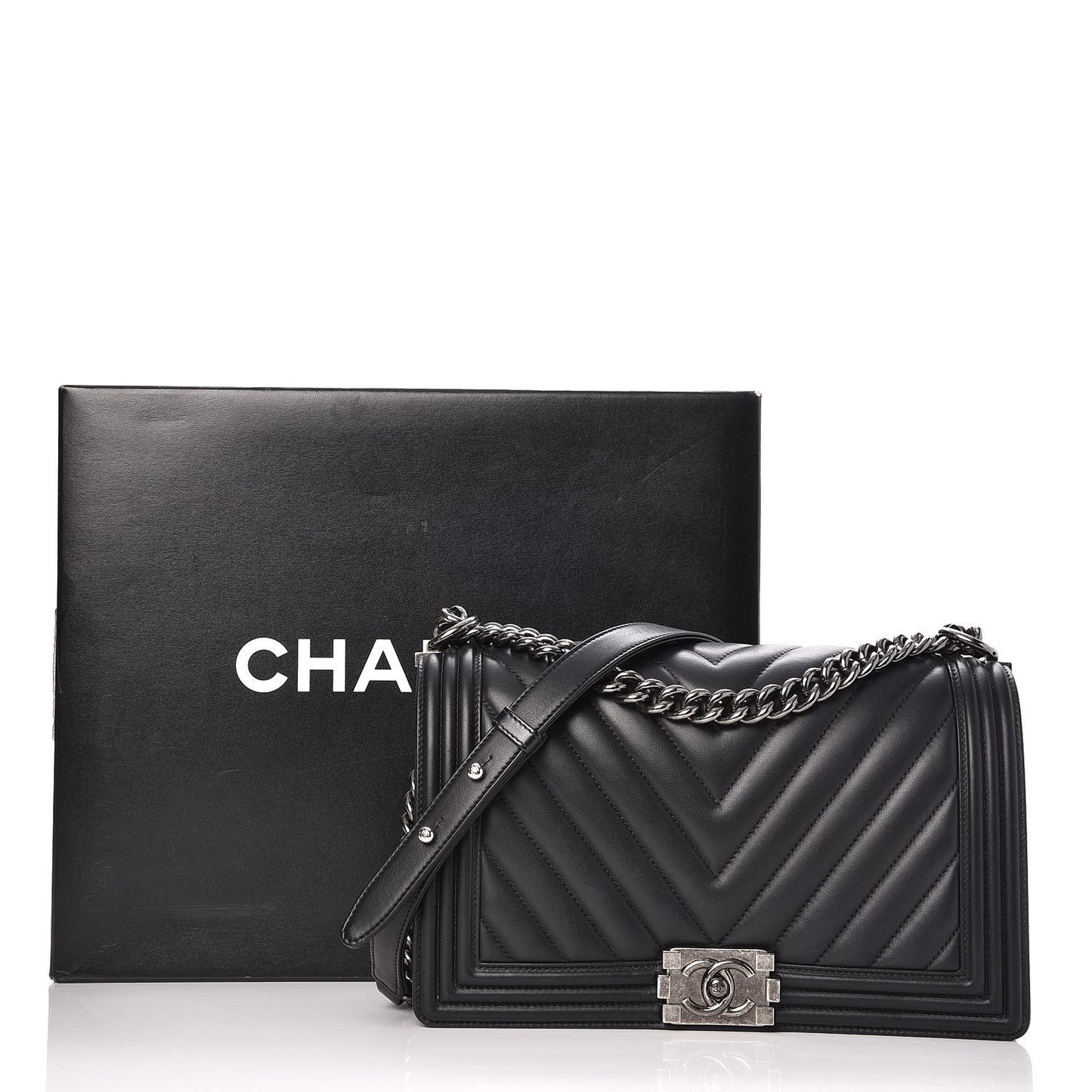Calfskin Chevron Quilted New Medium Boy Flap Black