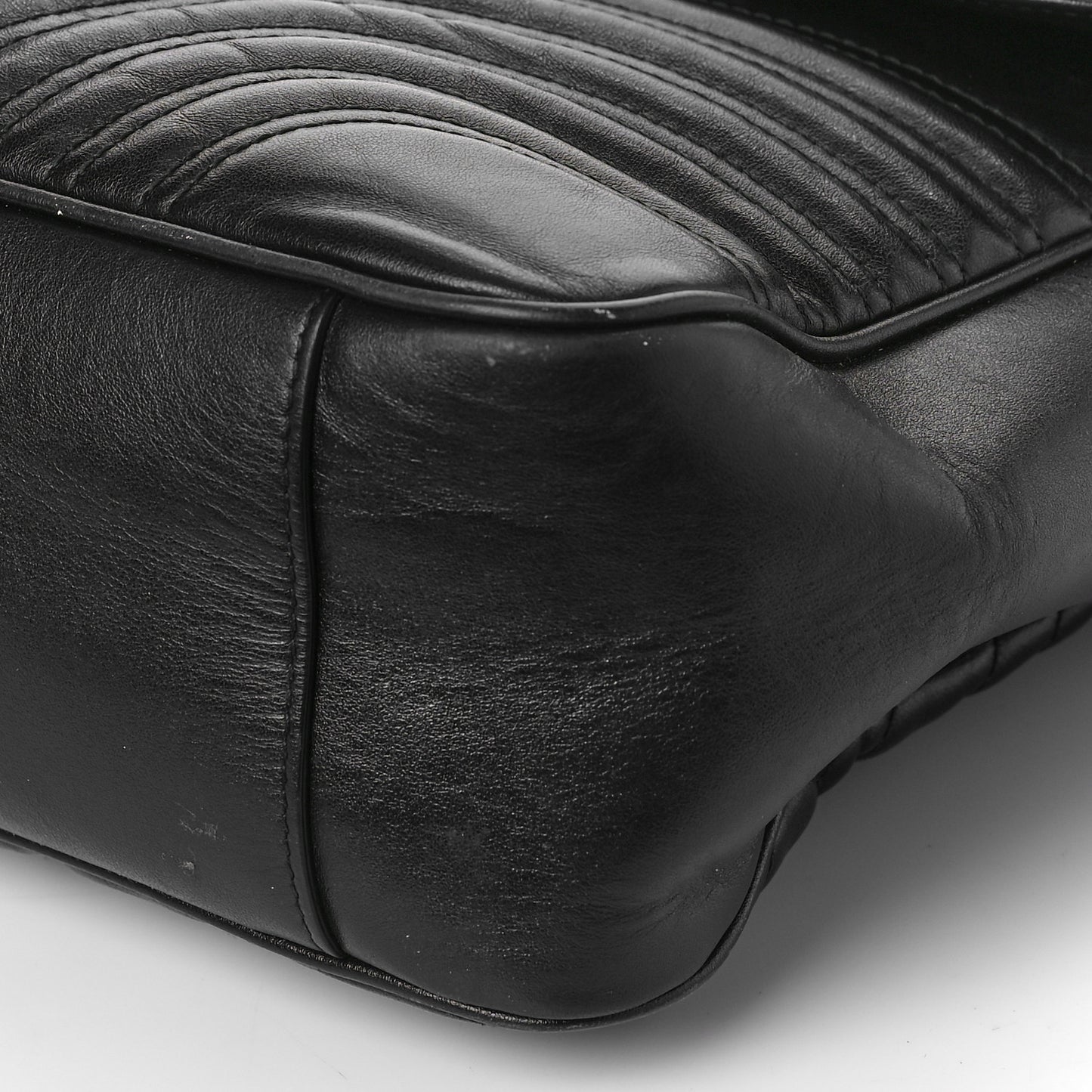 Calfskin Matelasse Large GG Marmont Shoulder Bag Black