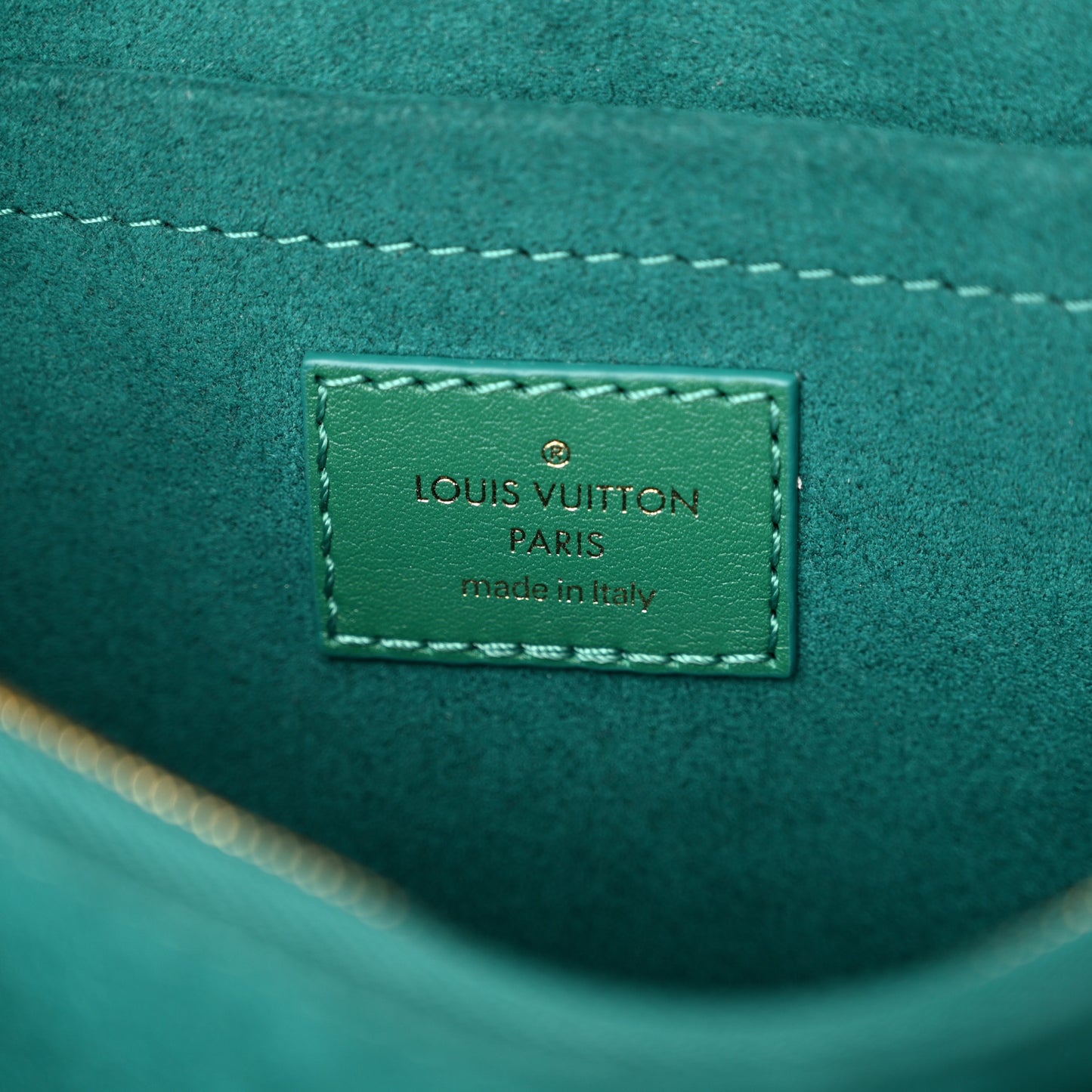 Calfskin New Wave Chain Bag MM NM Emerald