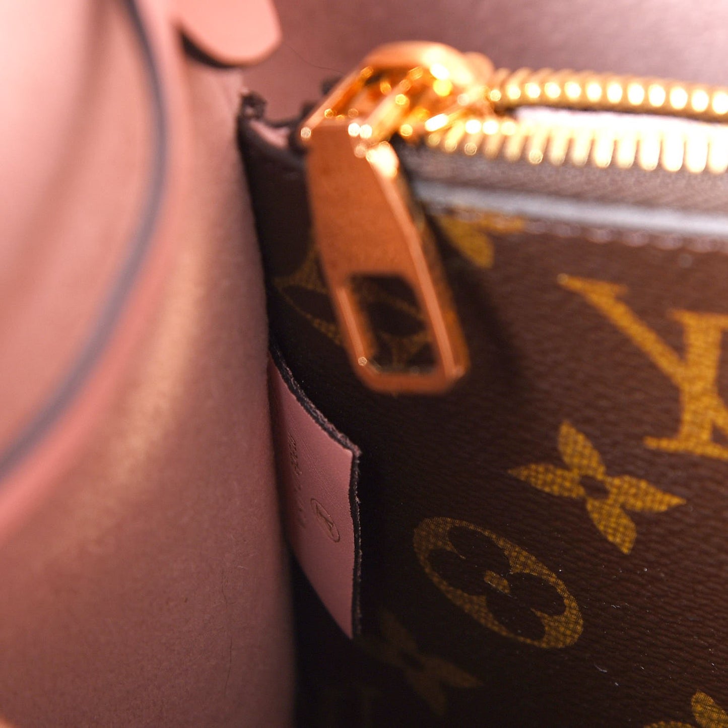 Monogram Neonoe MM Rose Poudre