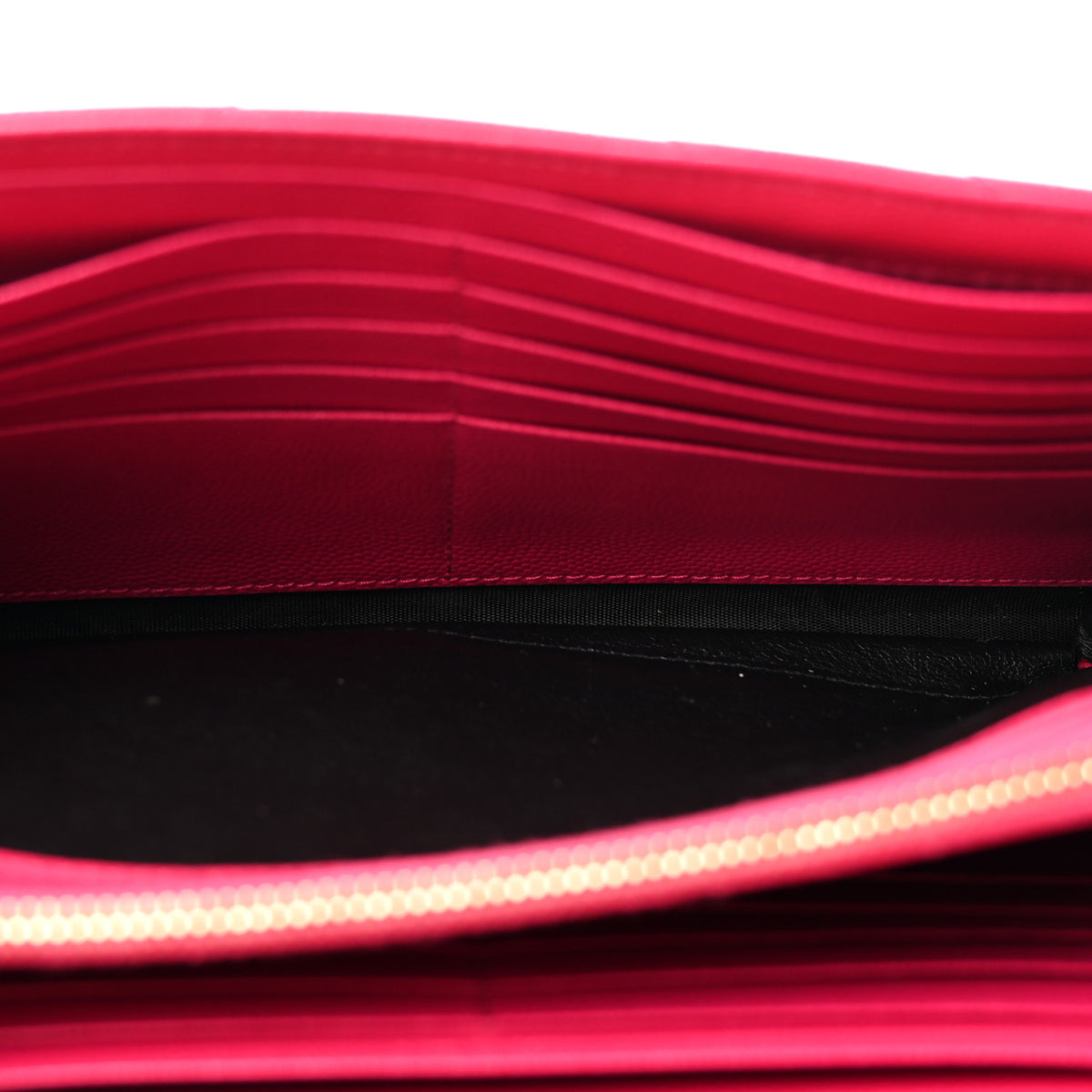 Saint Laurent Grain De Poudre Matelasse Chevron Monogram Chain Wallet Bubblegum 5 of 14