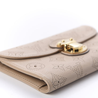 Louis Vuitton Mahina Amelia Wallet Sandy 6 of 9