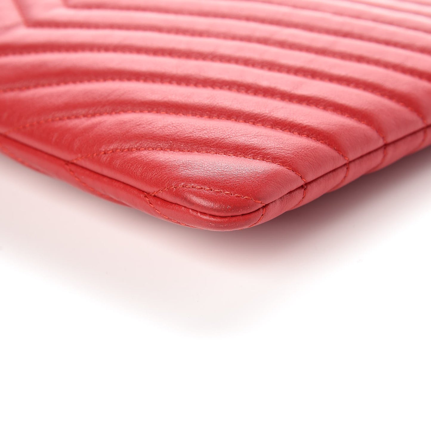 Calfskin Matelasse Chevron Monogram A5 Wristlet Red