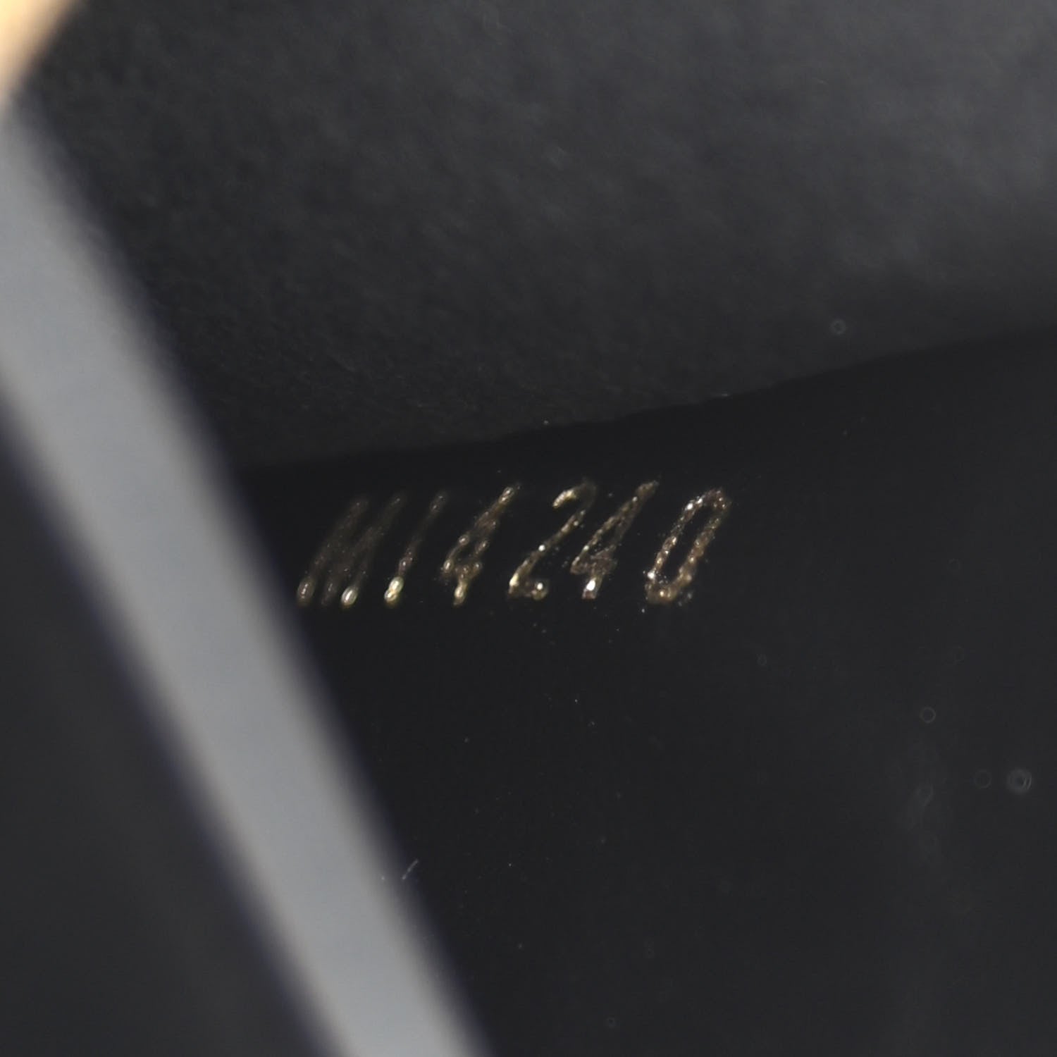 Louis Vuitton Reverse Monogram Giant Double Zip Pochette 8 of 10