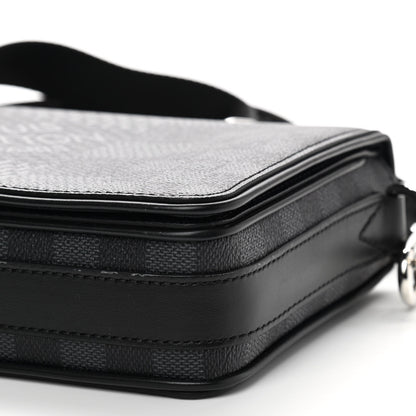Louis Vuitton Damier Graphite 3D Studio Messenger 9 of 13