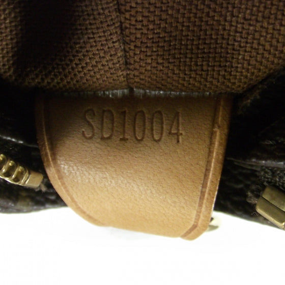 Louis Vuitton Monogram Cabas Mezzo 9 of 9