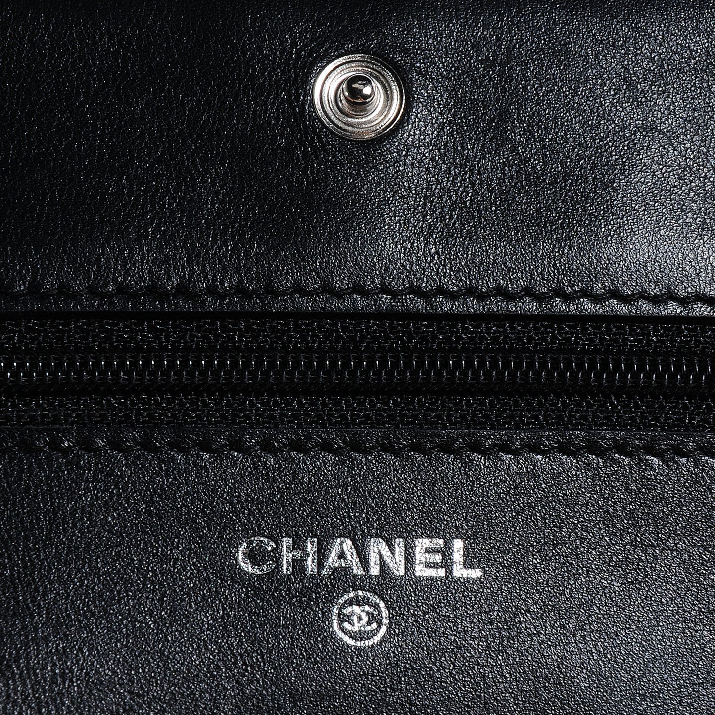 Caviar Timeless CC Wallet on Chain Black