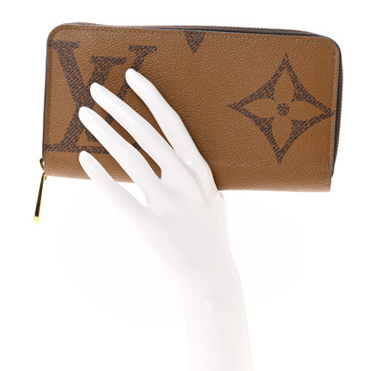 Louis Vuitton Reverse Monogram Giant Zippy Wallet 2 of 7