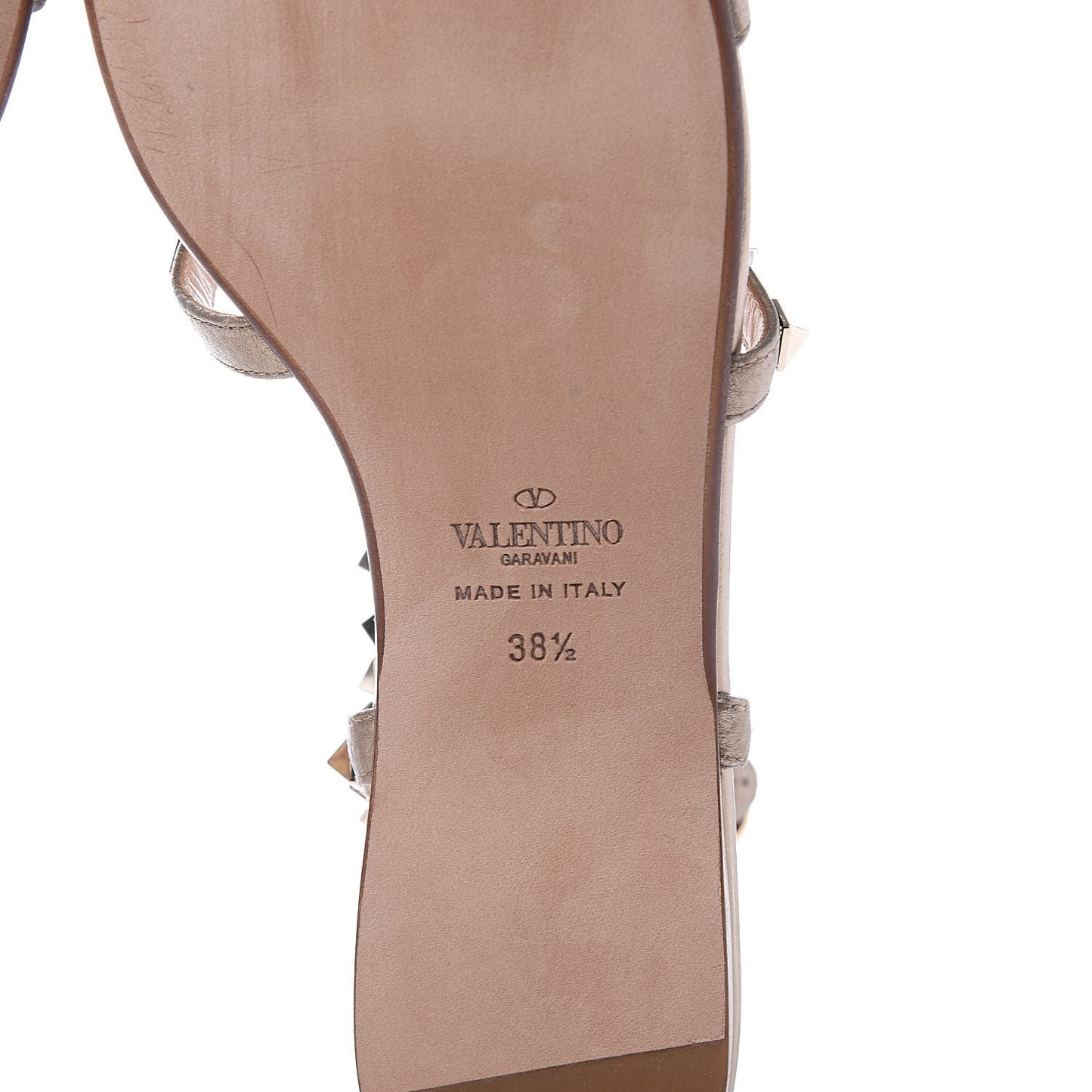 Metallic Pebbled Calfskin Rockstud Gladiator Flat Sandals 38.5 Skin