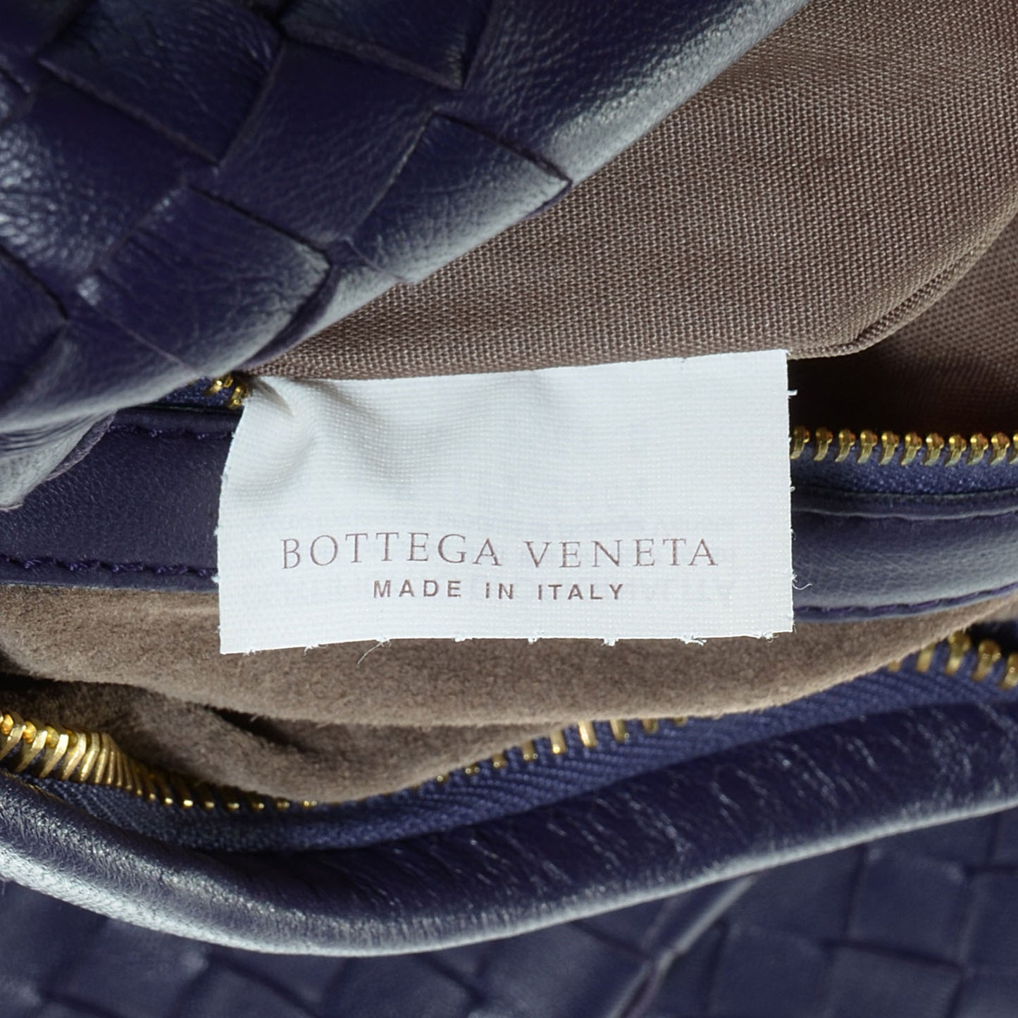 Nappa Intrecciato Pleated Large Veneta Hobo Turbolence