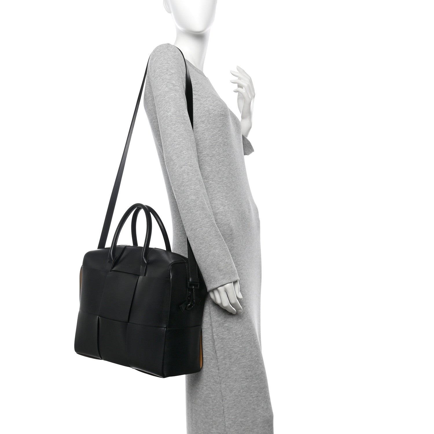Bottega Veneta Calfskin Maxi Intrecciato Arco Briefcase Black 2 of 9