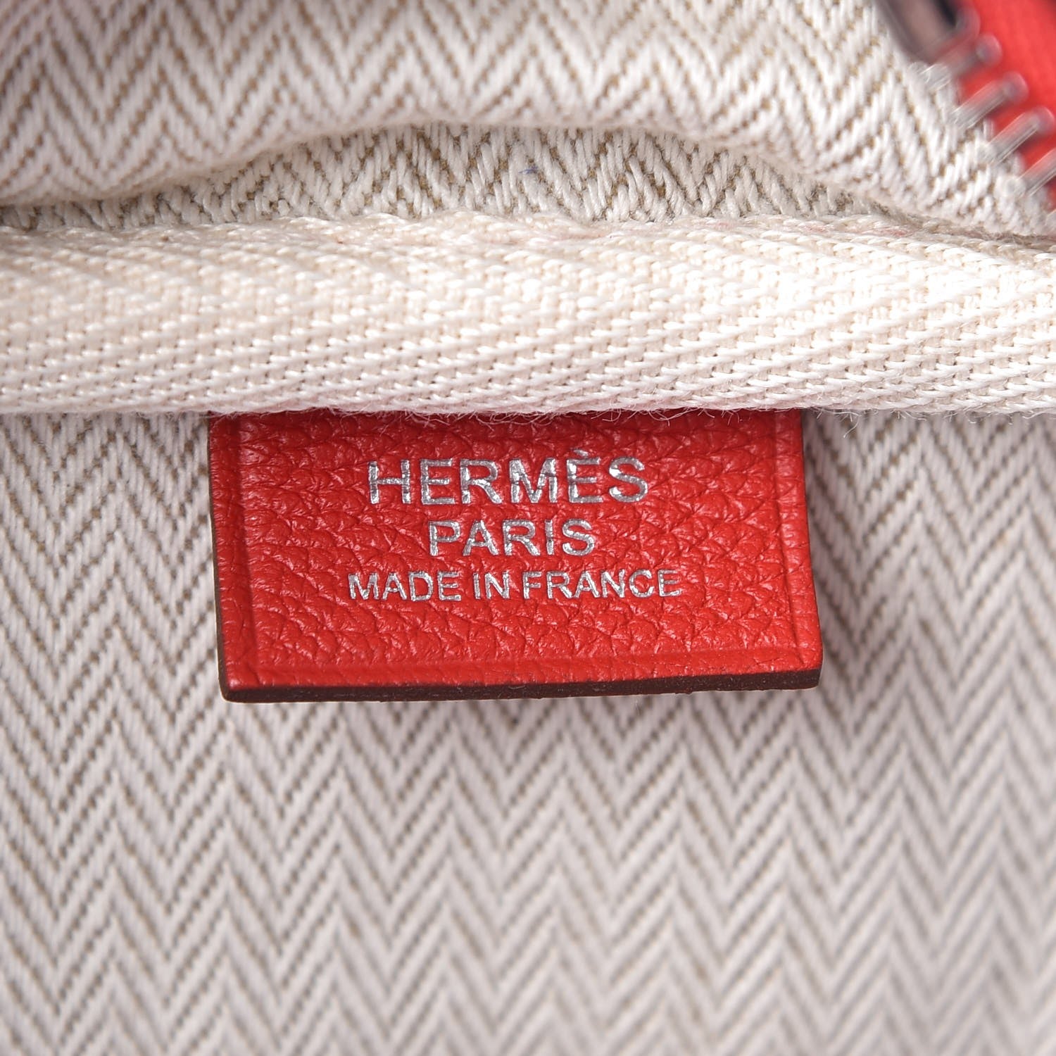Hermes Taurillon Novillo Victoria II 35 Geranium 6 of 15