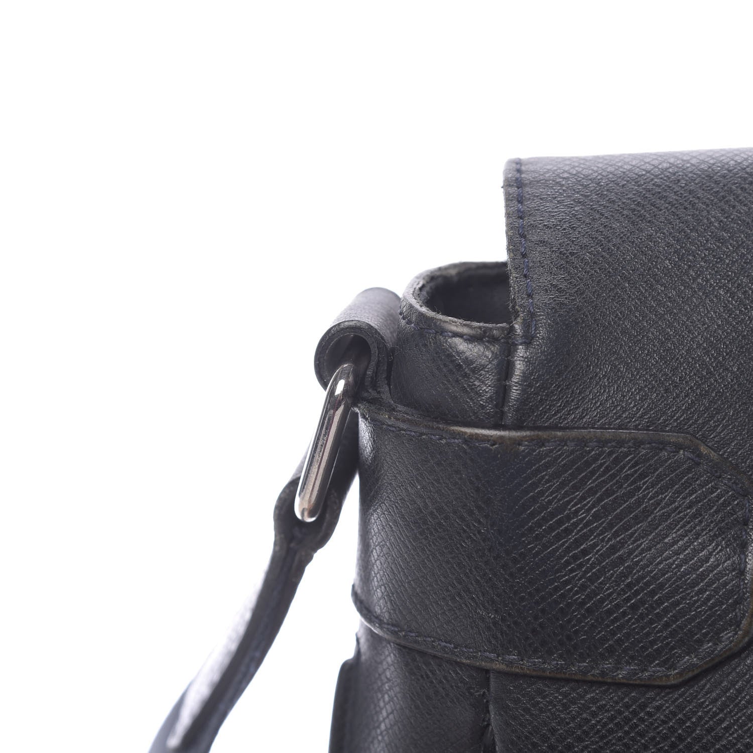 Louis Vuitton Taiga Roman MM Messenger Boreal 16 of 18