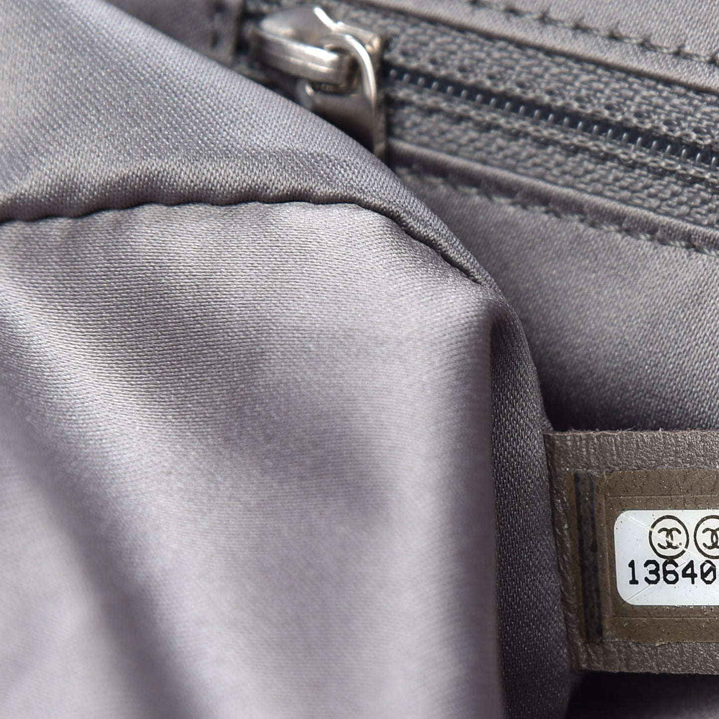 Lambskin Quilted Jumbo Coco Rain Flap Grey