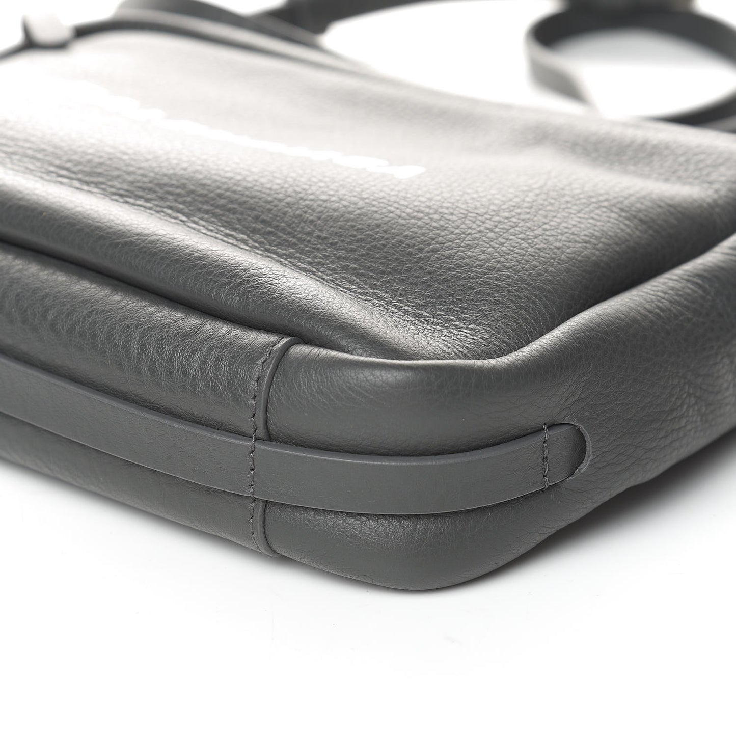 Smooth Calfskin Logo S Everyday Camera Bag Gris Fossile White