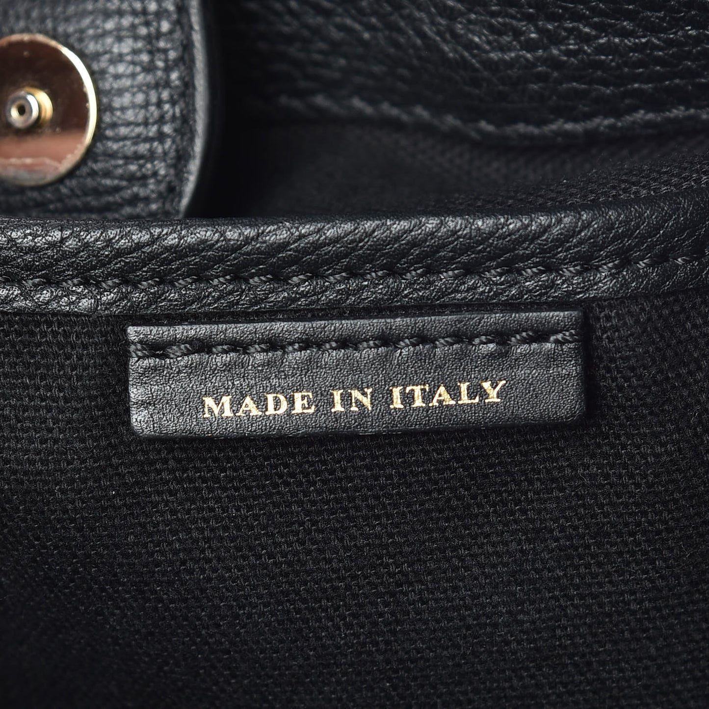 Grainy Calfskin House Check Small Bingley Black