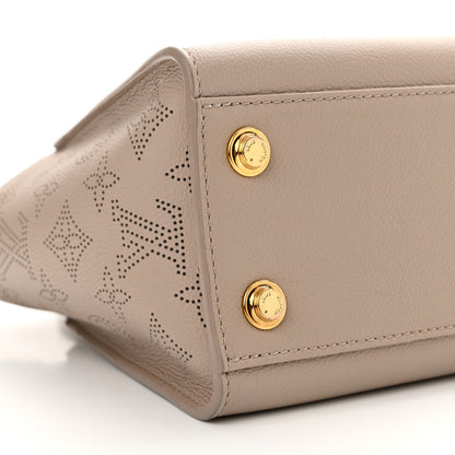 Louis Vuitton Mahina On My Side PM Galet 8 of 9