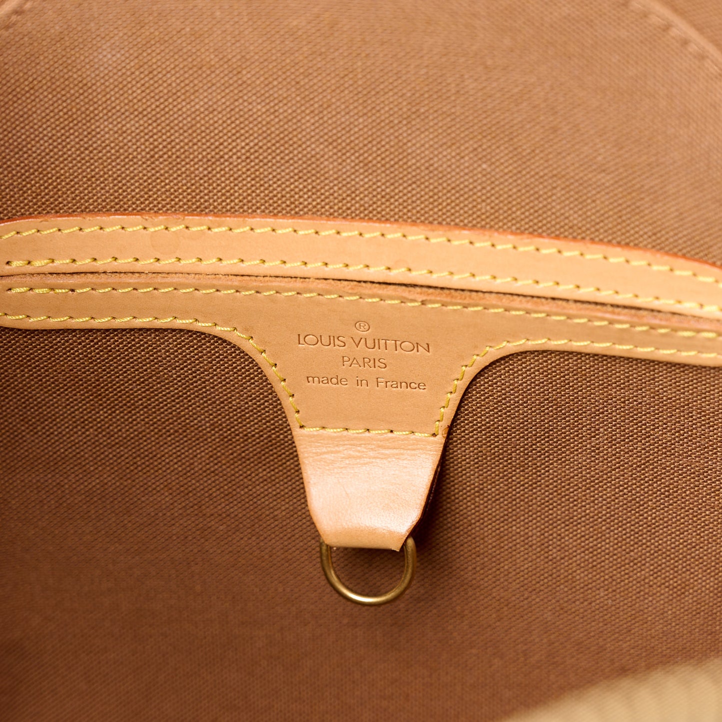 LOUIS VUITTON Monogram Ellipse MM