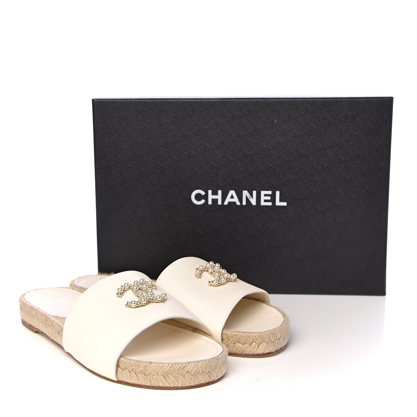 Lambskin Pearl CC Espadrille Slip On Sandals 38 Ivory