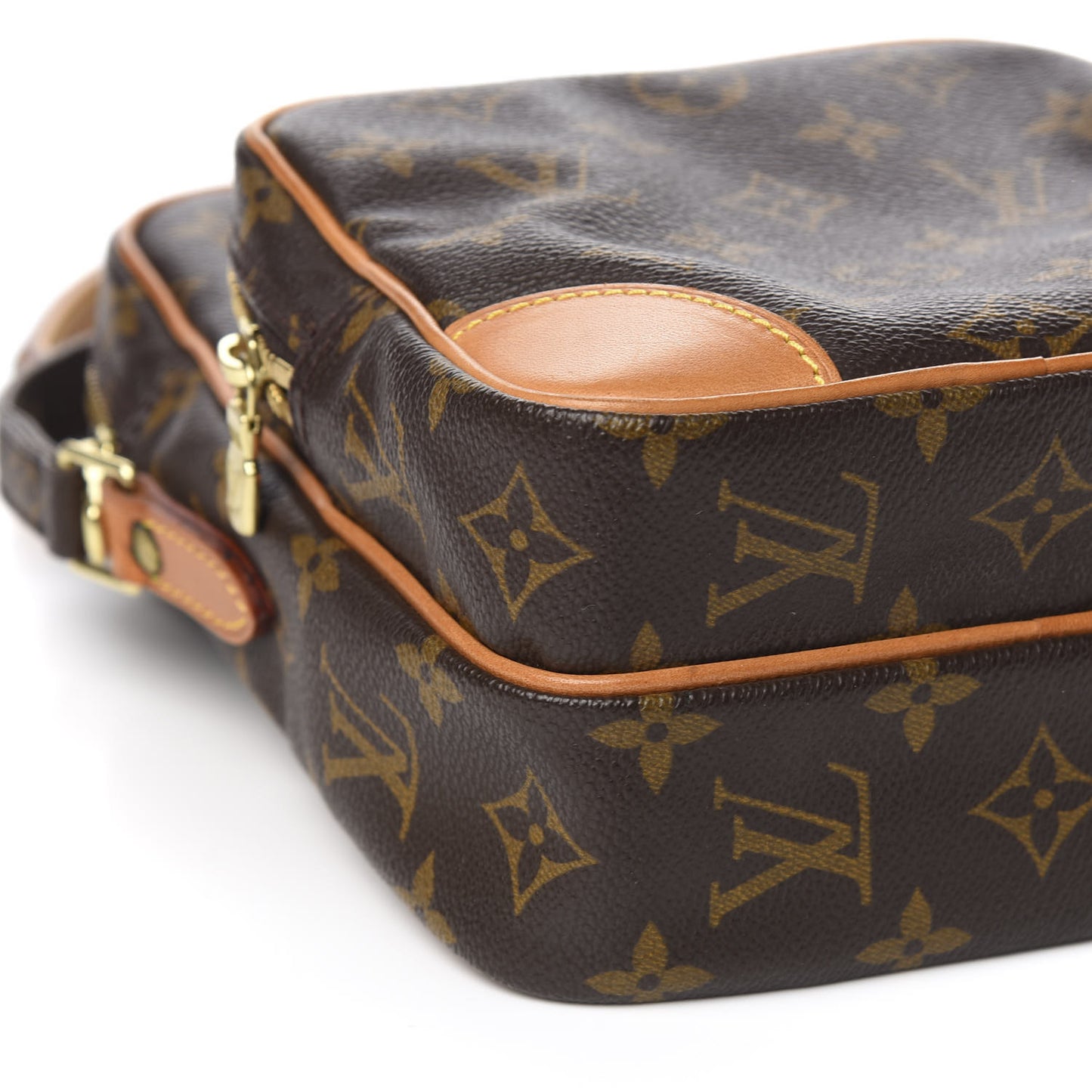 Monogram Amazone