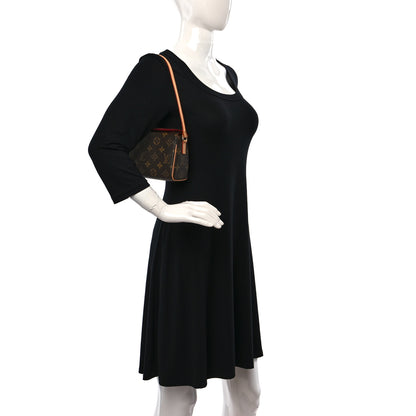 Louis Vuitton Monogram Recital 2 of 8