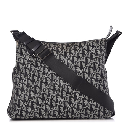 Christian Dior Monogram Messenger Black 1 of 9
