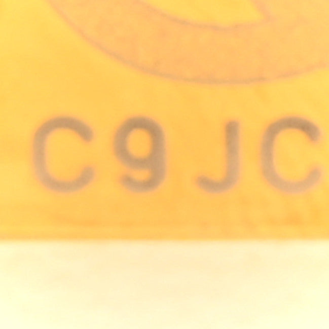 Caviar Quilted Medium Boy Flap White